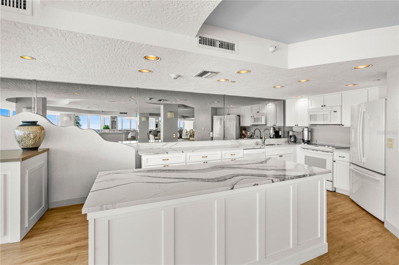 2545 S ATLANTIC AVE #102, DAYTONA BEACH SHORES, FL, 32118