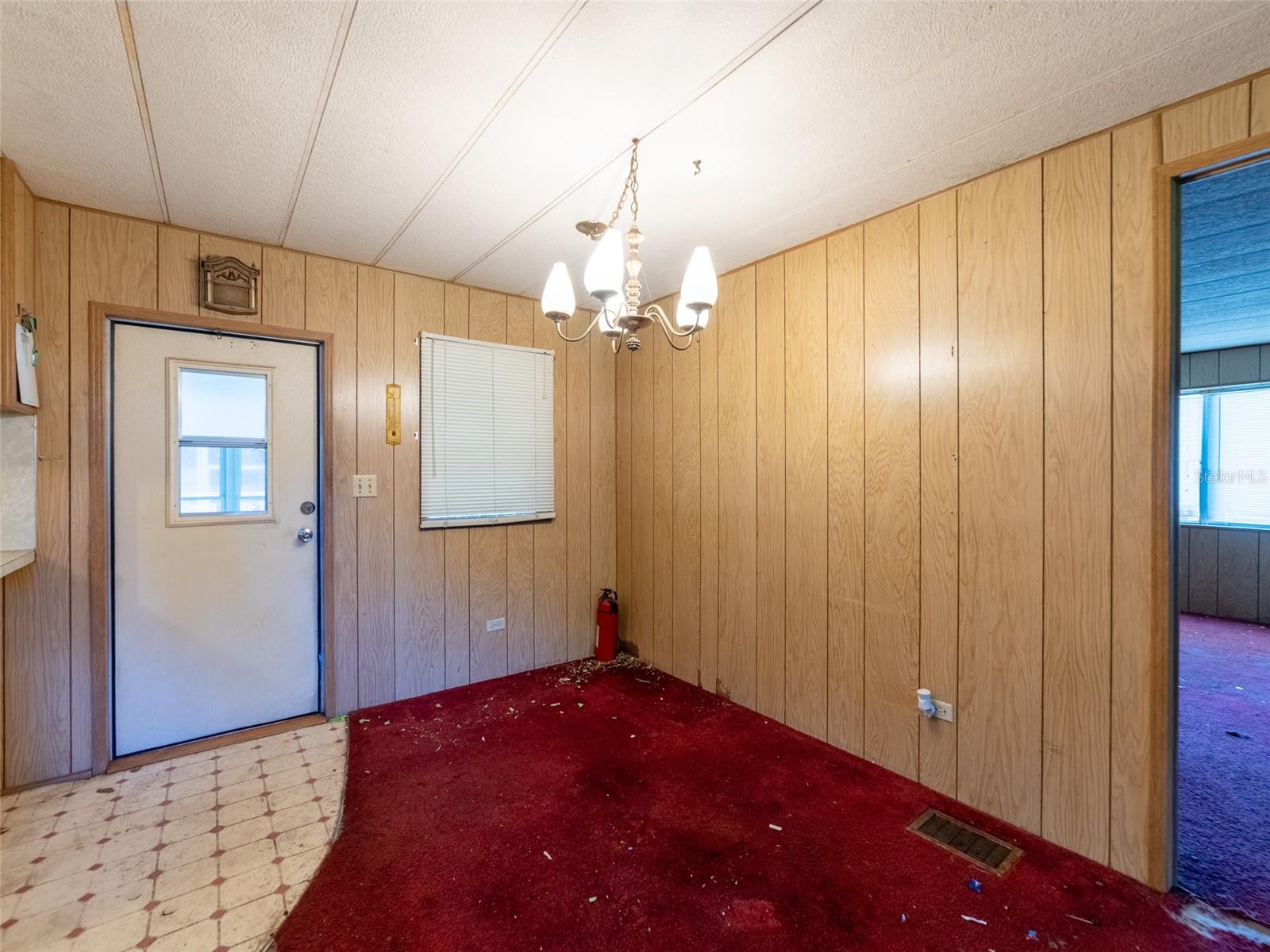 TB8401096 Property Photo