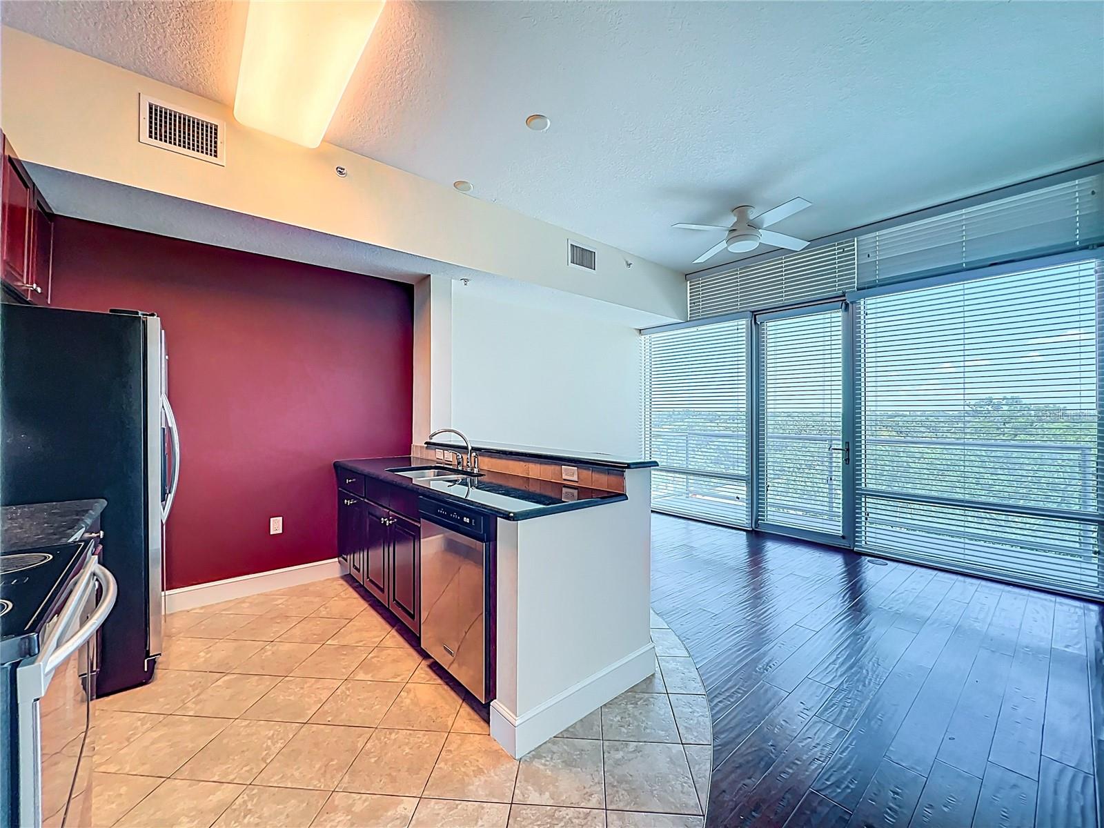 101 S EOLA DR #607, ORLANDO, FL, 32801