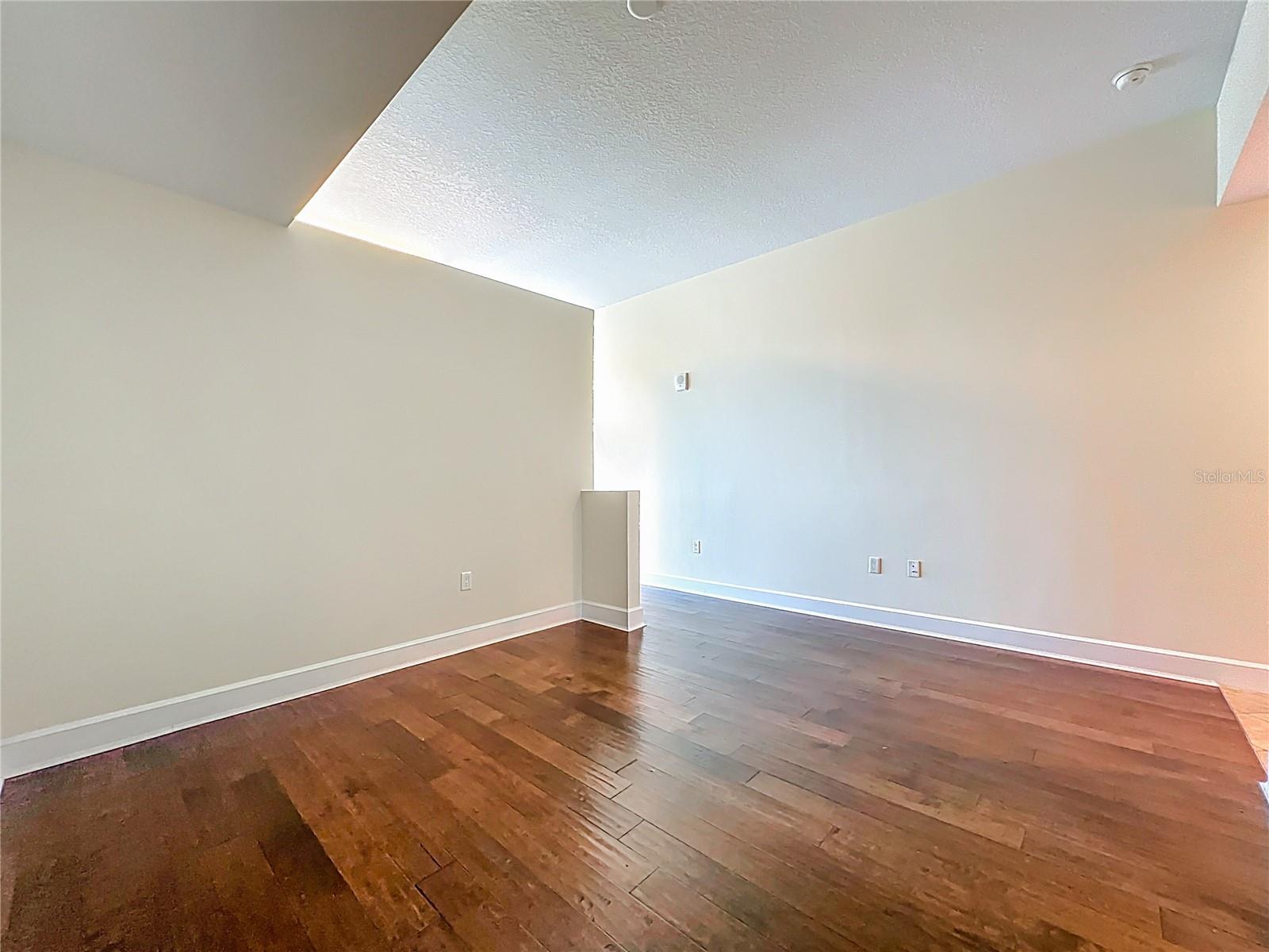 101 S EOLA DR #607, ORLANDO, FL, 32801