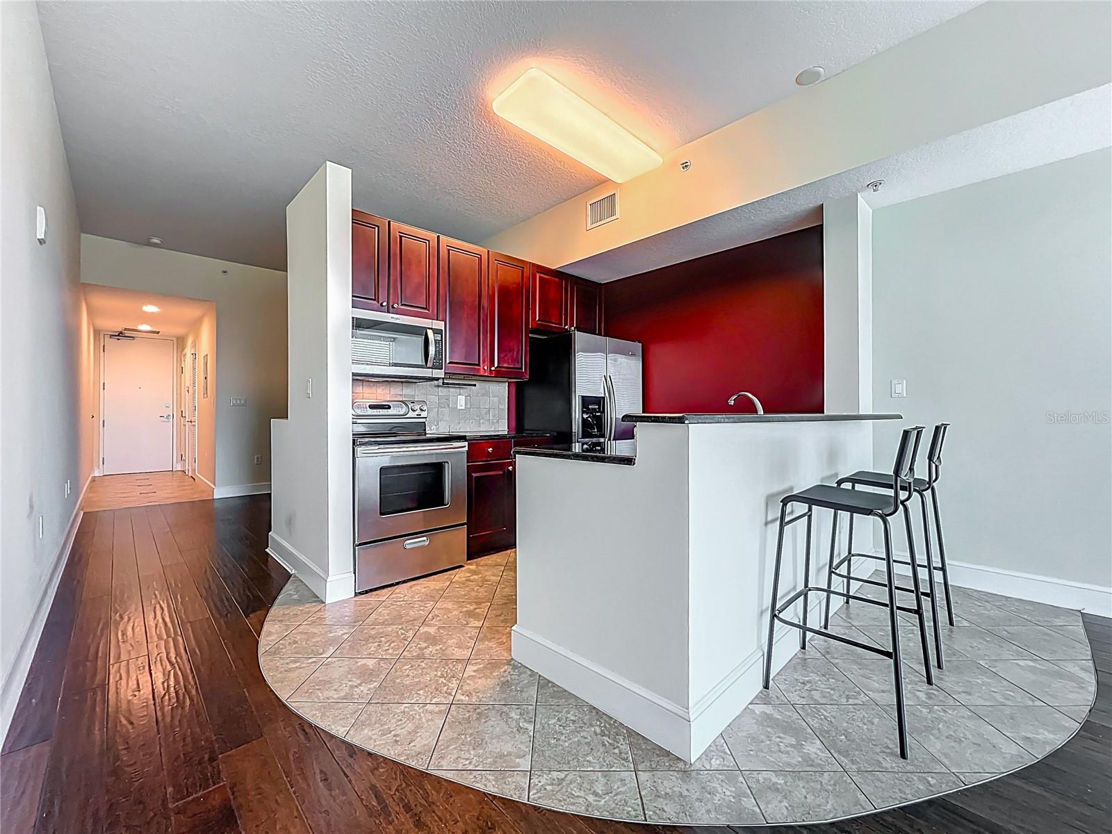 101 S EOLA DR #607, ORLANDO, FL, 32801