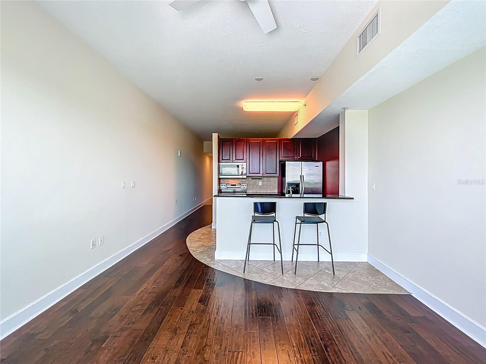 101 S EOLA DR #607, ORLANDO, FL, 32801