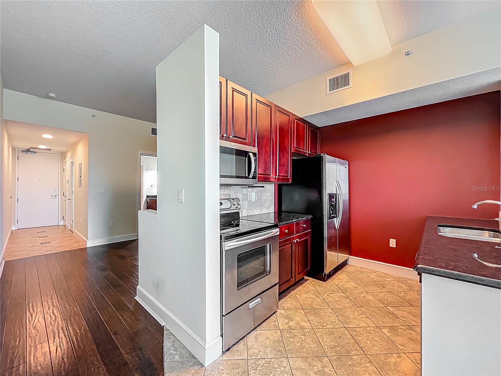 101 S EOLA DR #607, ORLANDO, FL, 32801