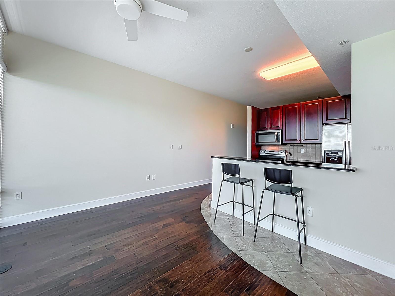 101 S EOLA DR #607, ORLANDO, FL, 32801