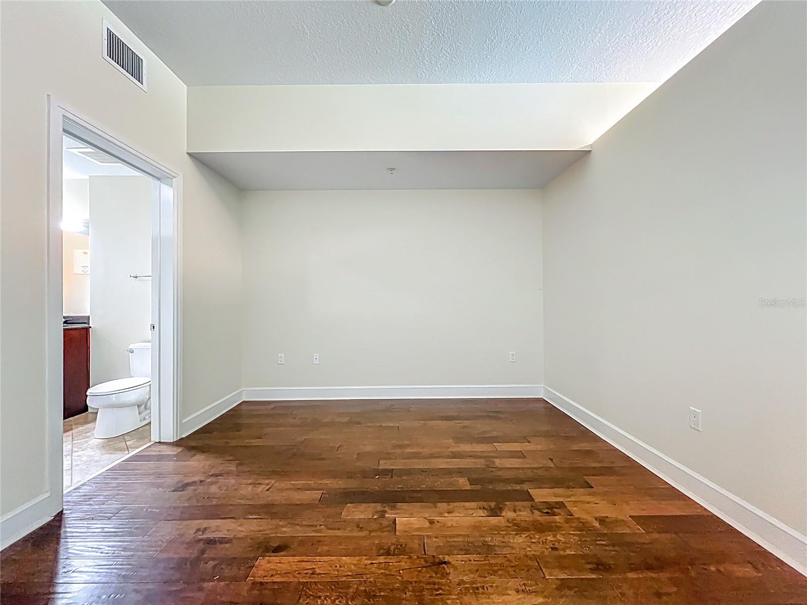 101 S EOLA DR #607, ORLANDO, FL, 32801