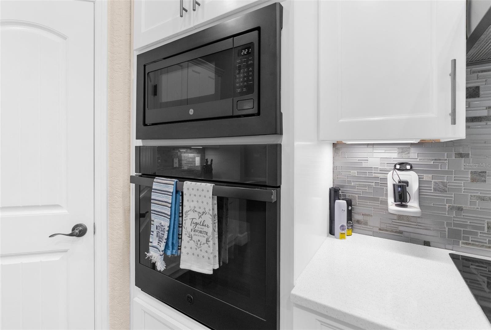 2111 MAXIMILIAN AVE, SPRING HILL, FL, 34609