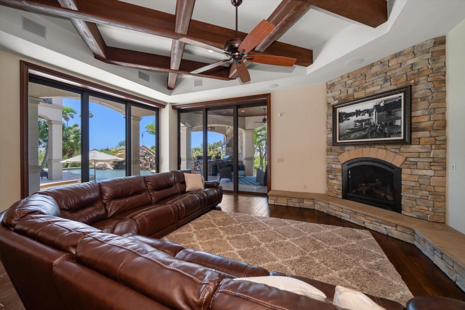 TB8401145 Property Photo