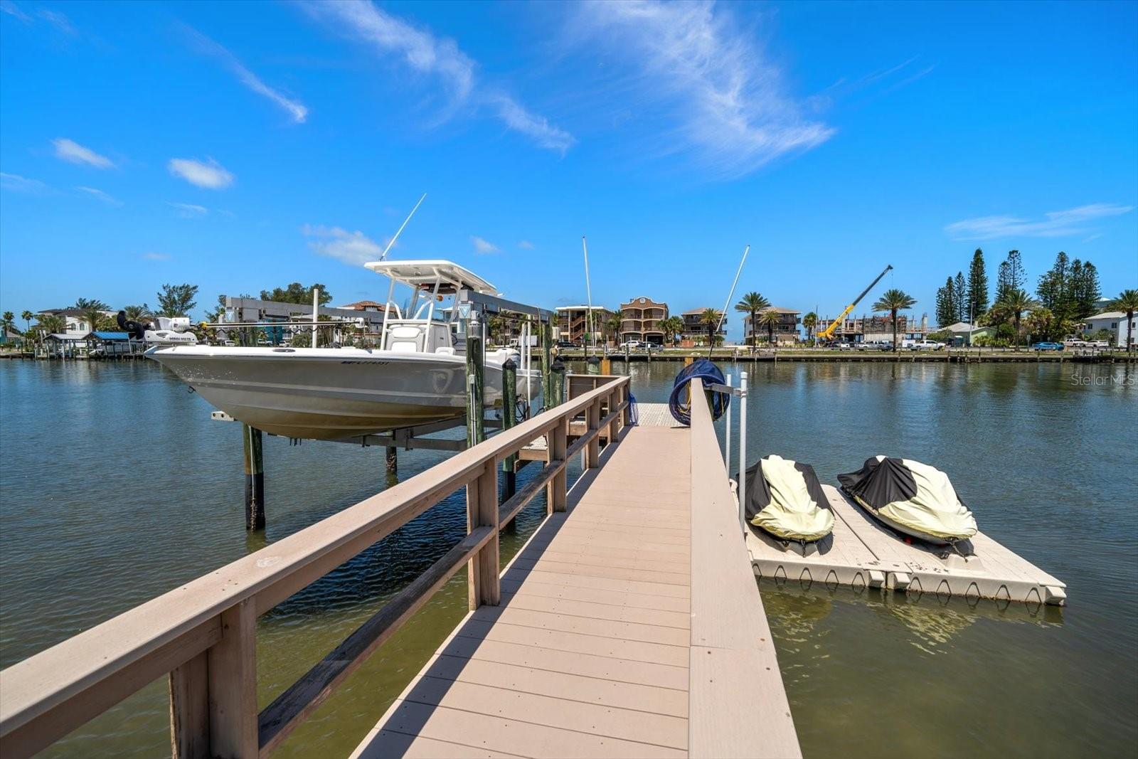 TB8401145 Property Photo