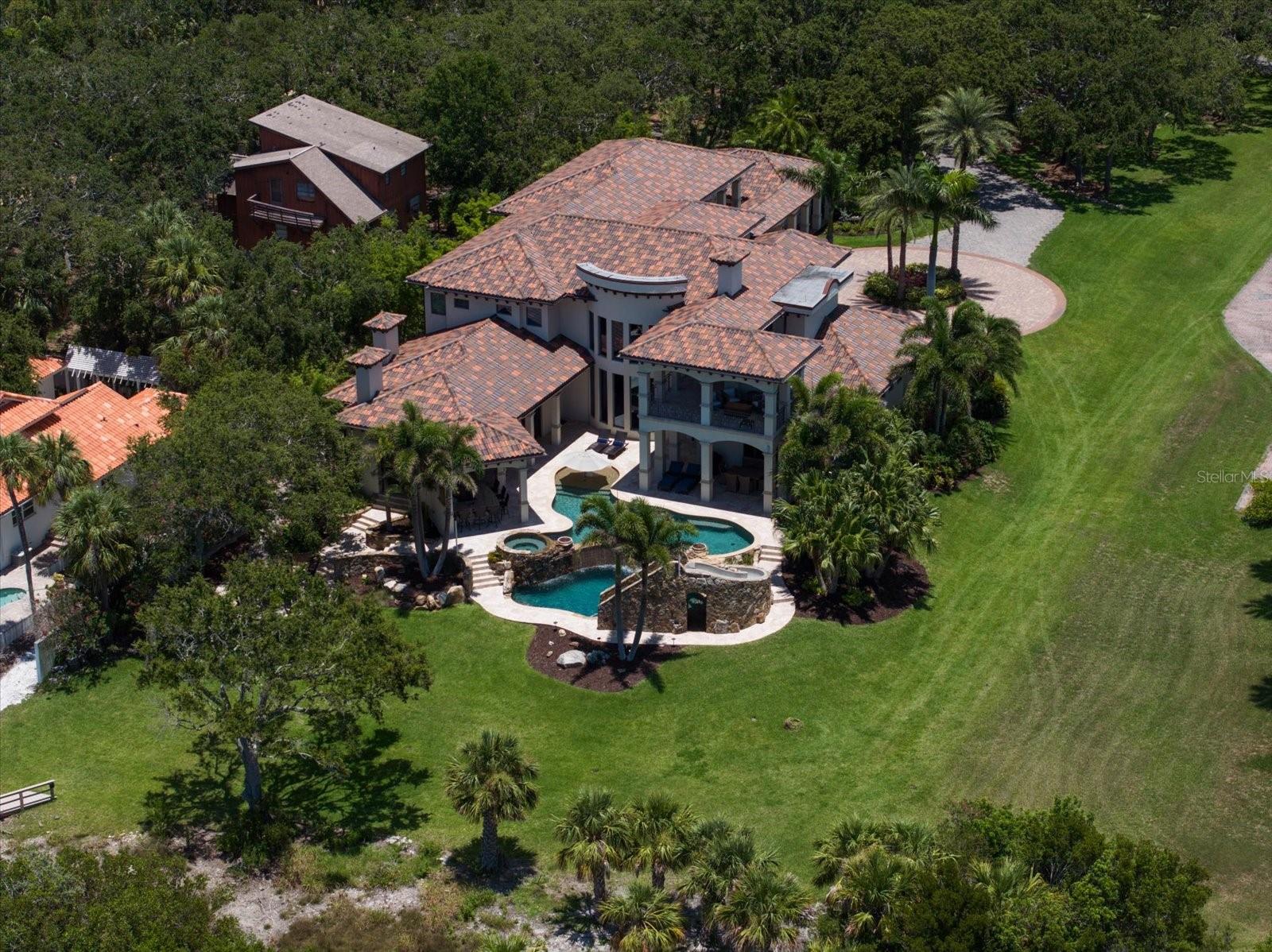 TB8401145 Property Photo