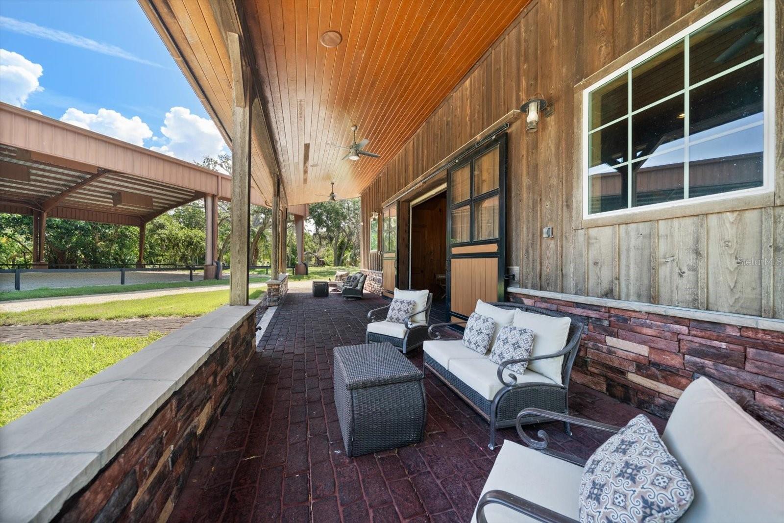 TB8401145 Property Photo