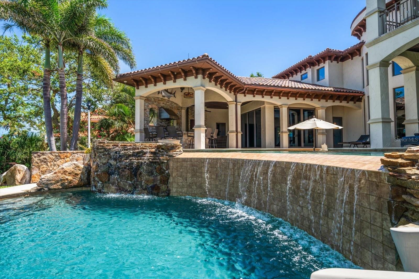 TB8401145 Property Photo