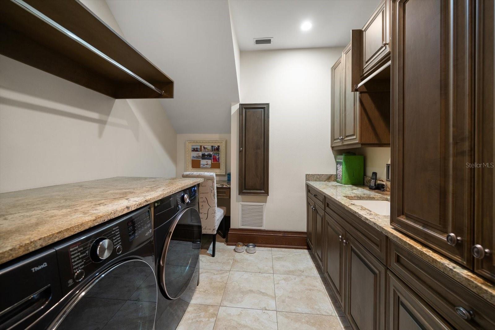 TB8401145 Property Photo