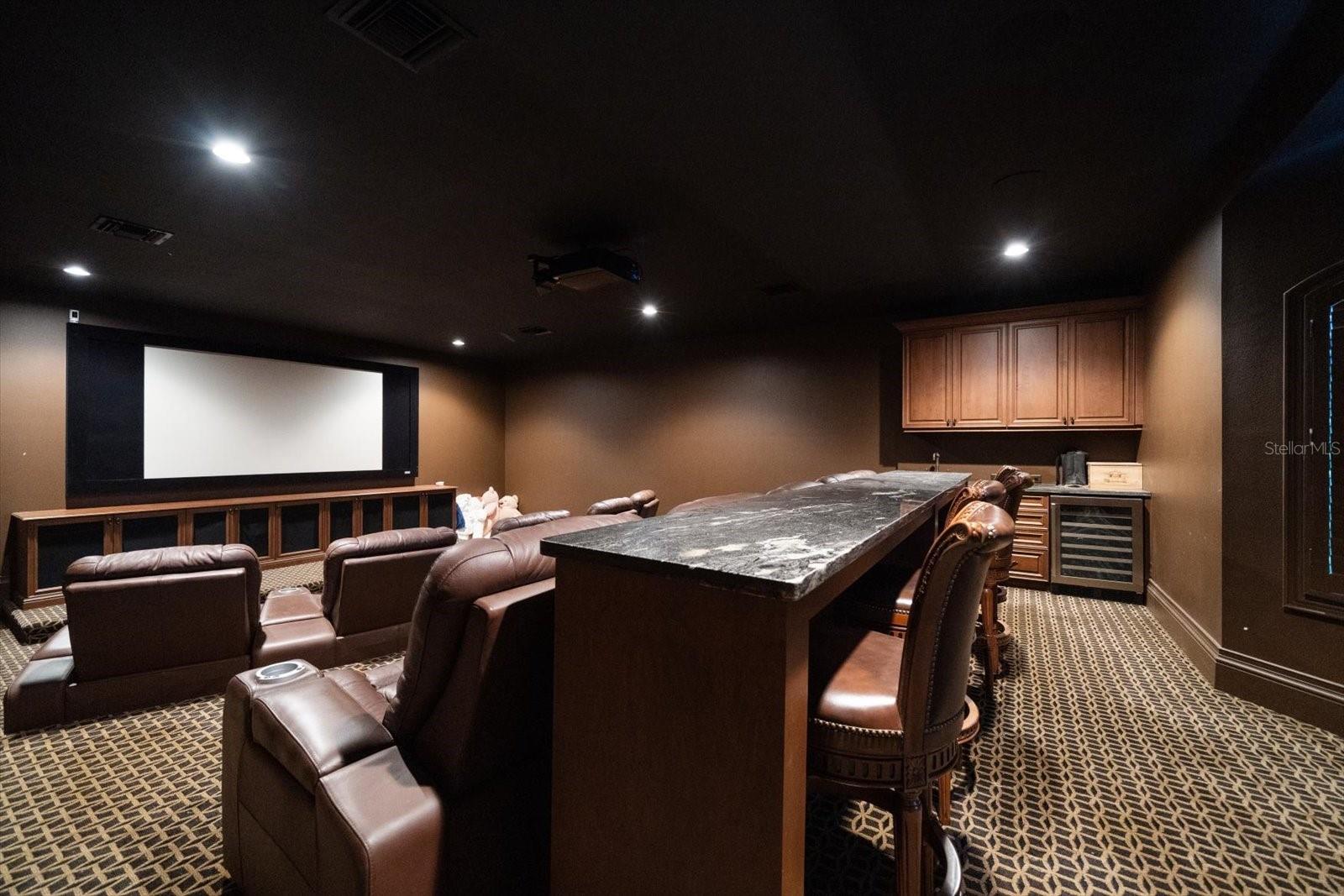 TB8401145 Property Photo