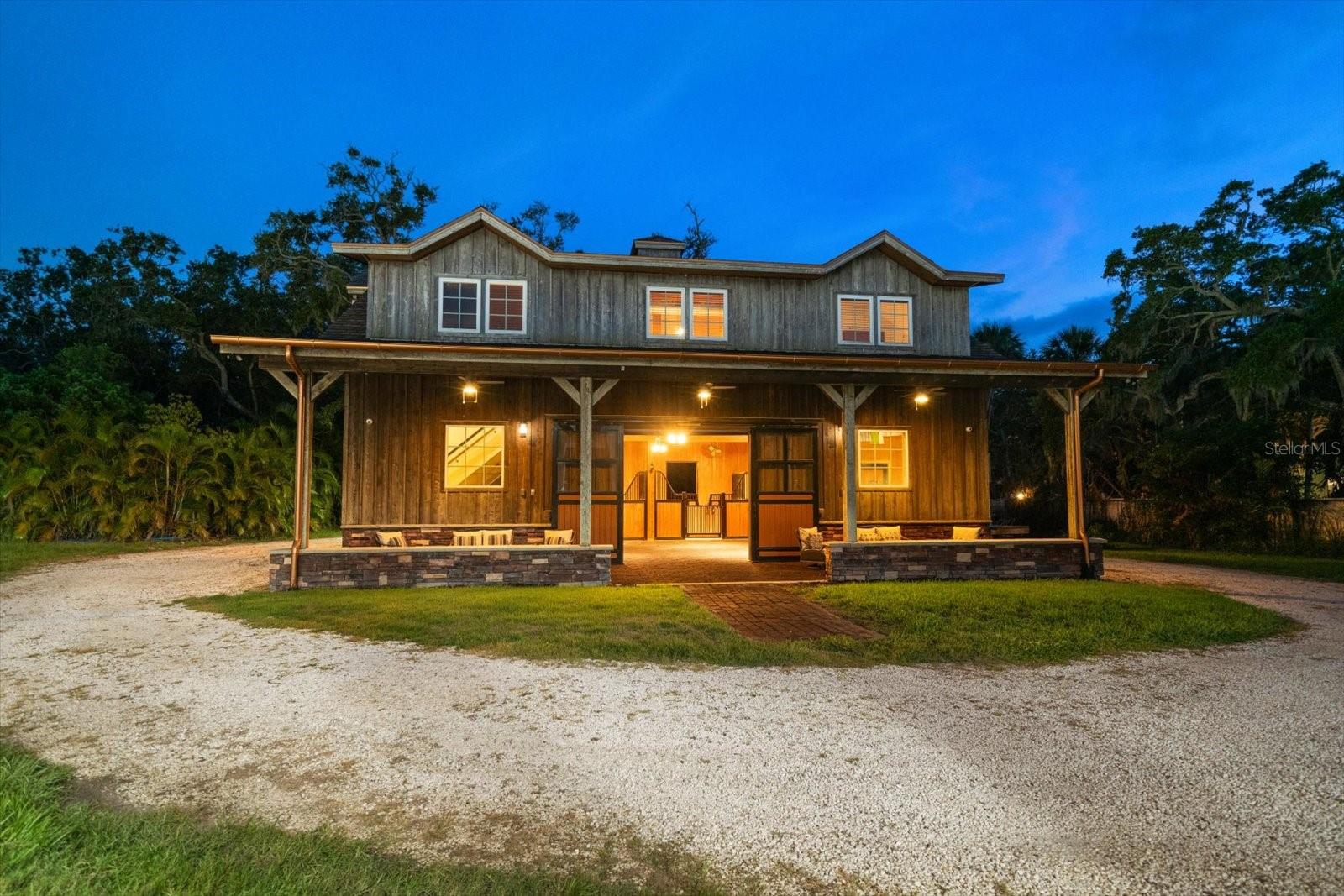 TB8401145 Property Photo