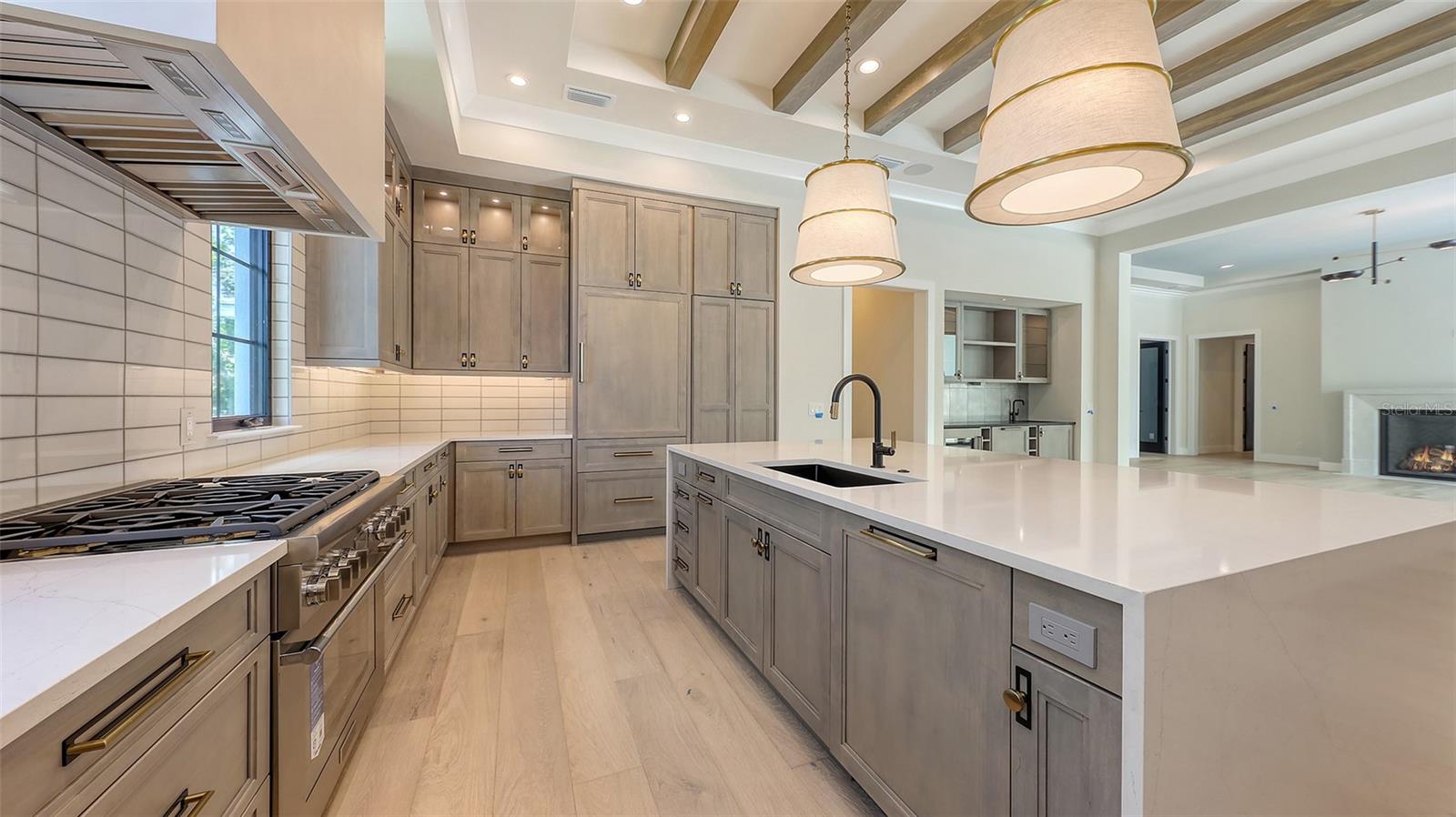 A4657152 Property Photo