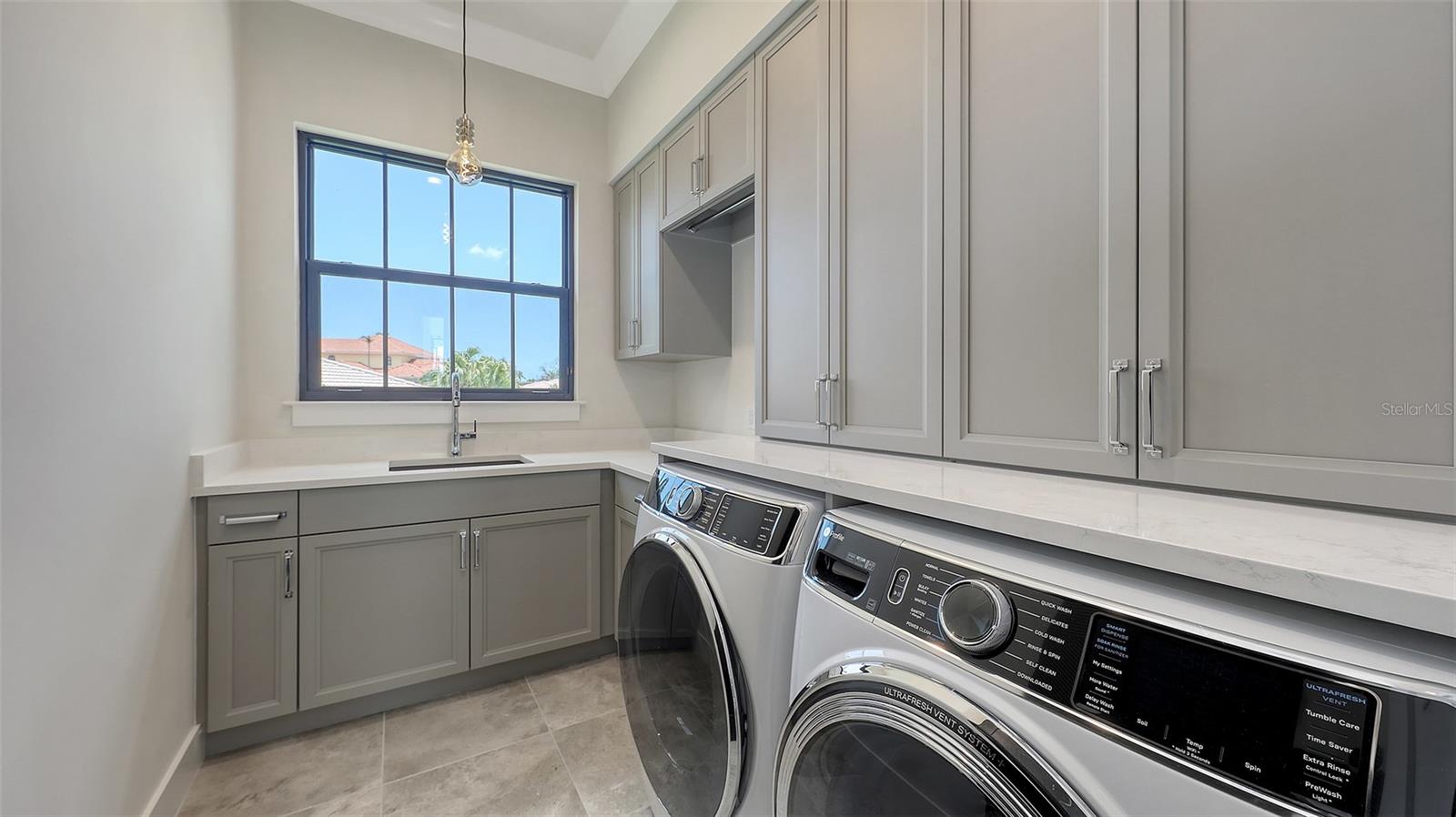 A4657152 Property Photo