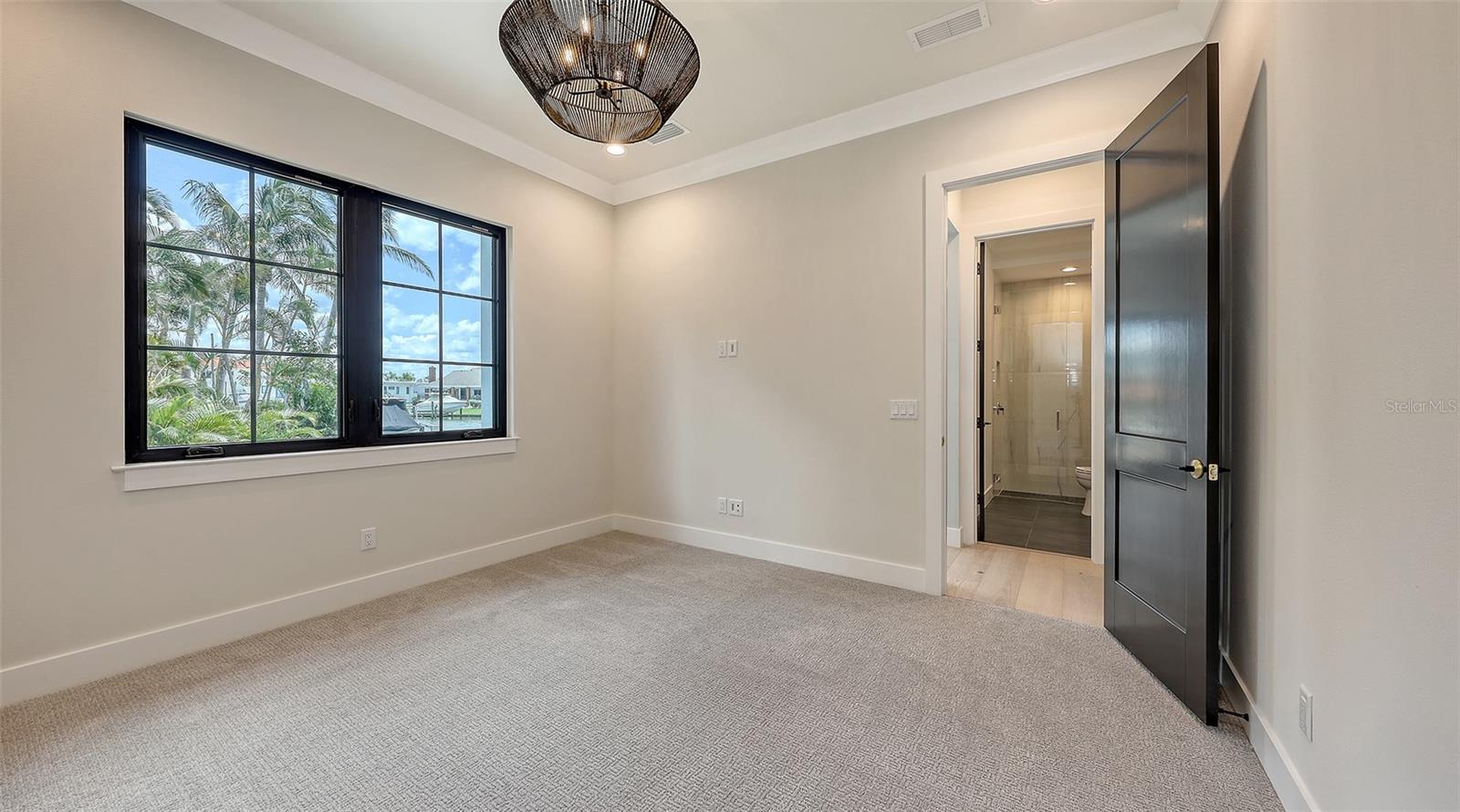 A4657152 Property Photo