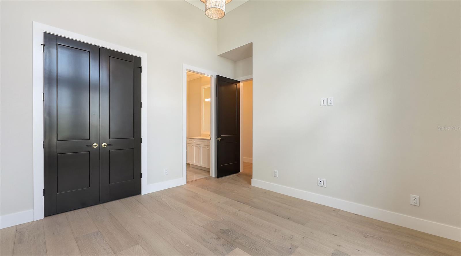 A4657152 Property Photo