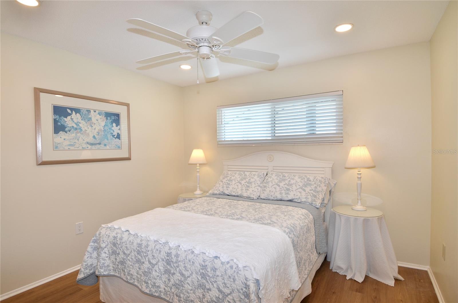 528 BARCELONA AVE #216, VENICE, FL, 34285