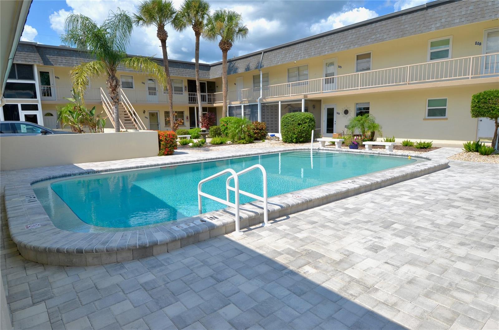 528 BARCELONA AVE #216, VENICE, FL, 34285