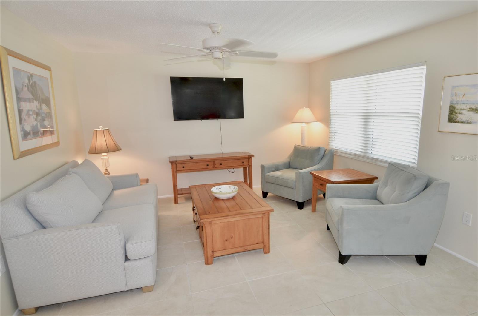 528 BARCELONA AVE #216, VENICE, FL, 34285