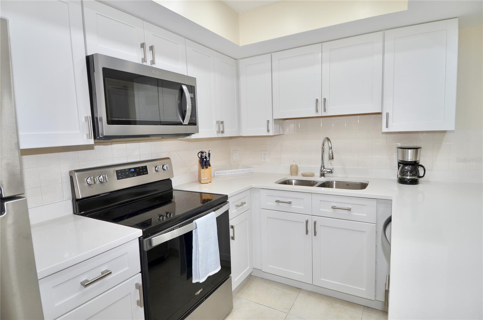 528 BARCELONA AVE #216, VENICE, FL, 34285