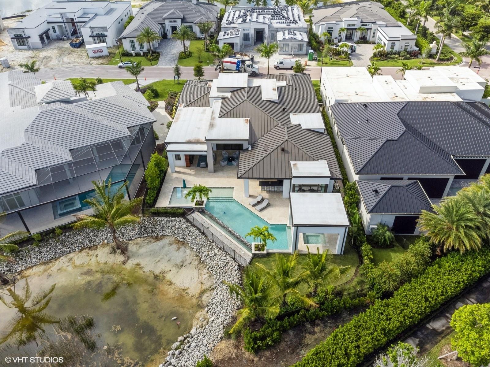 TB8401290 Property Photo