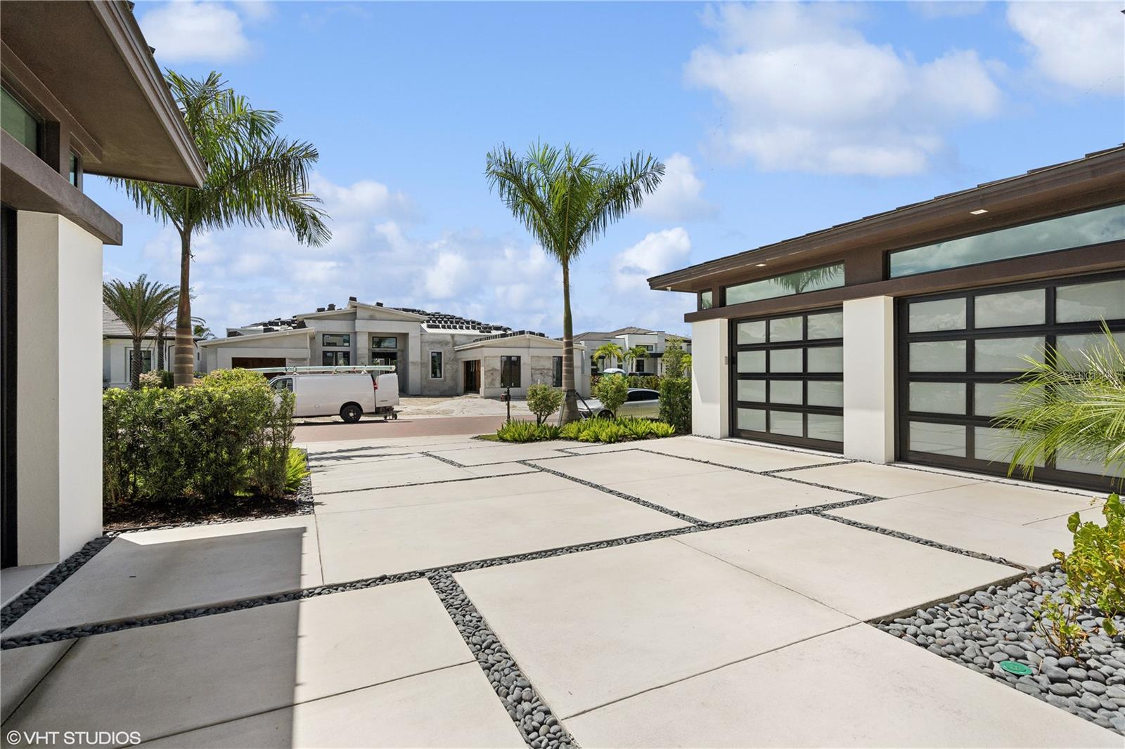 TB8401290 Property Photo