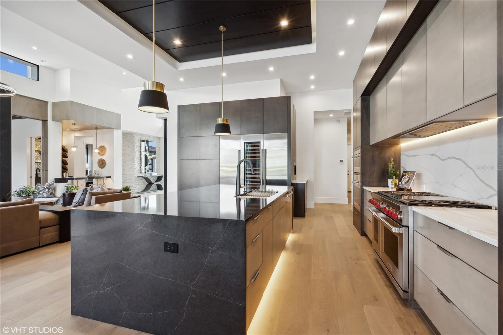 TB8401290 Property Photo