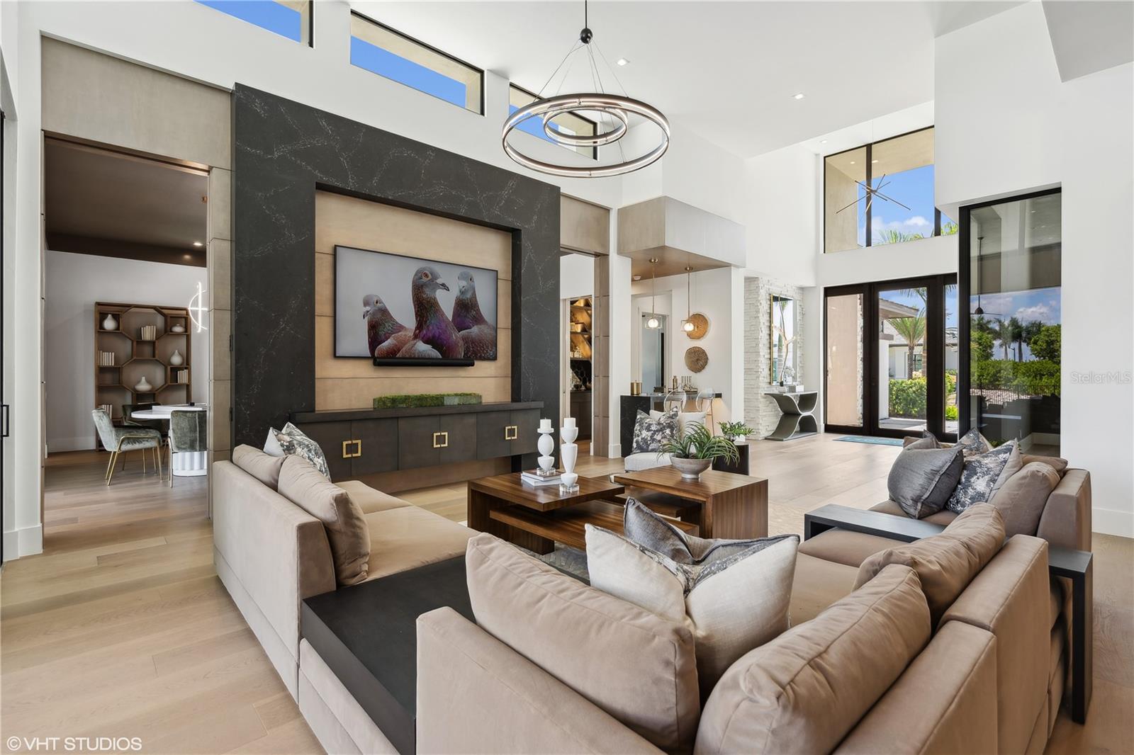 TB8401290 Property Photo