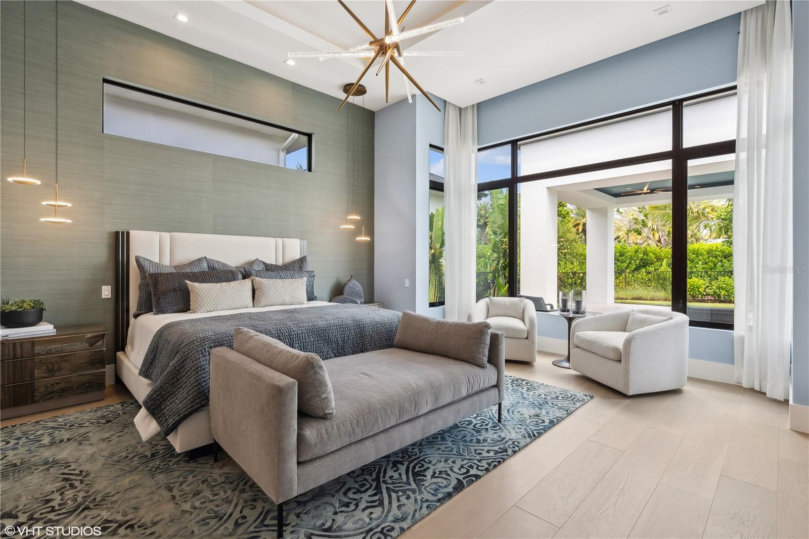 TB8401290 Property Photo