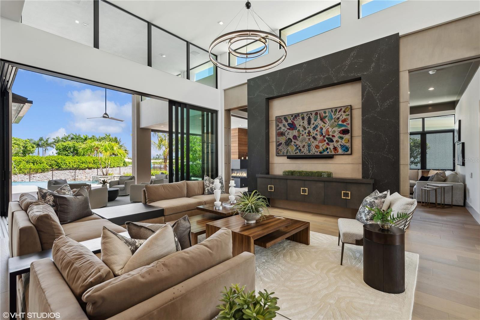 TB8401290 Property Photo