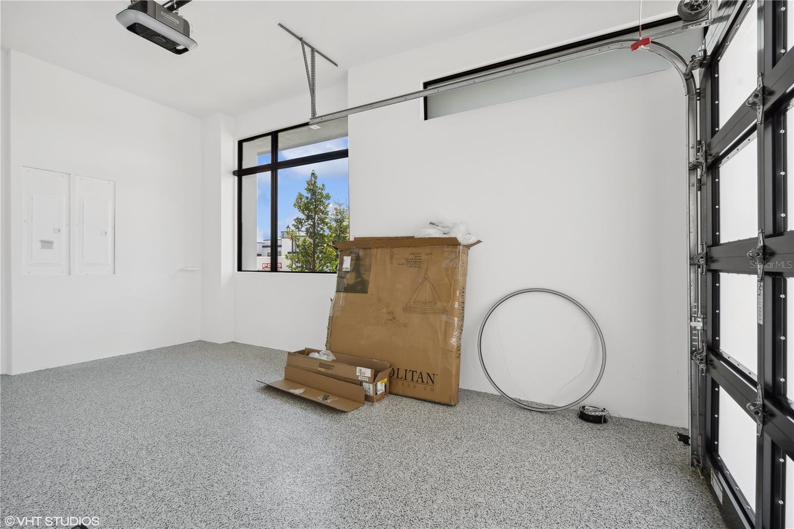 TB8401290 Property Photo