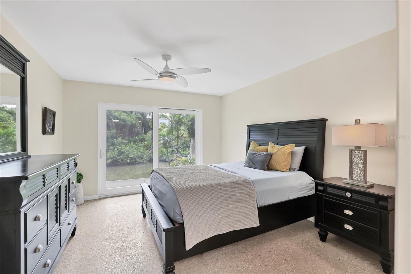 1650 PINE TREE LN #105, SARASOTA, FL, 34236