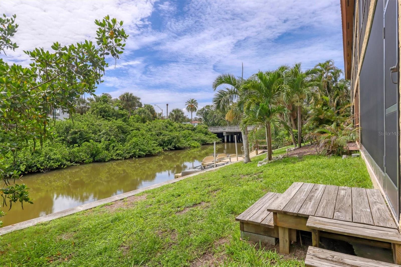 1650 PINE TREE LN #105, SARASOTA, FL, 34236