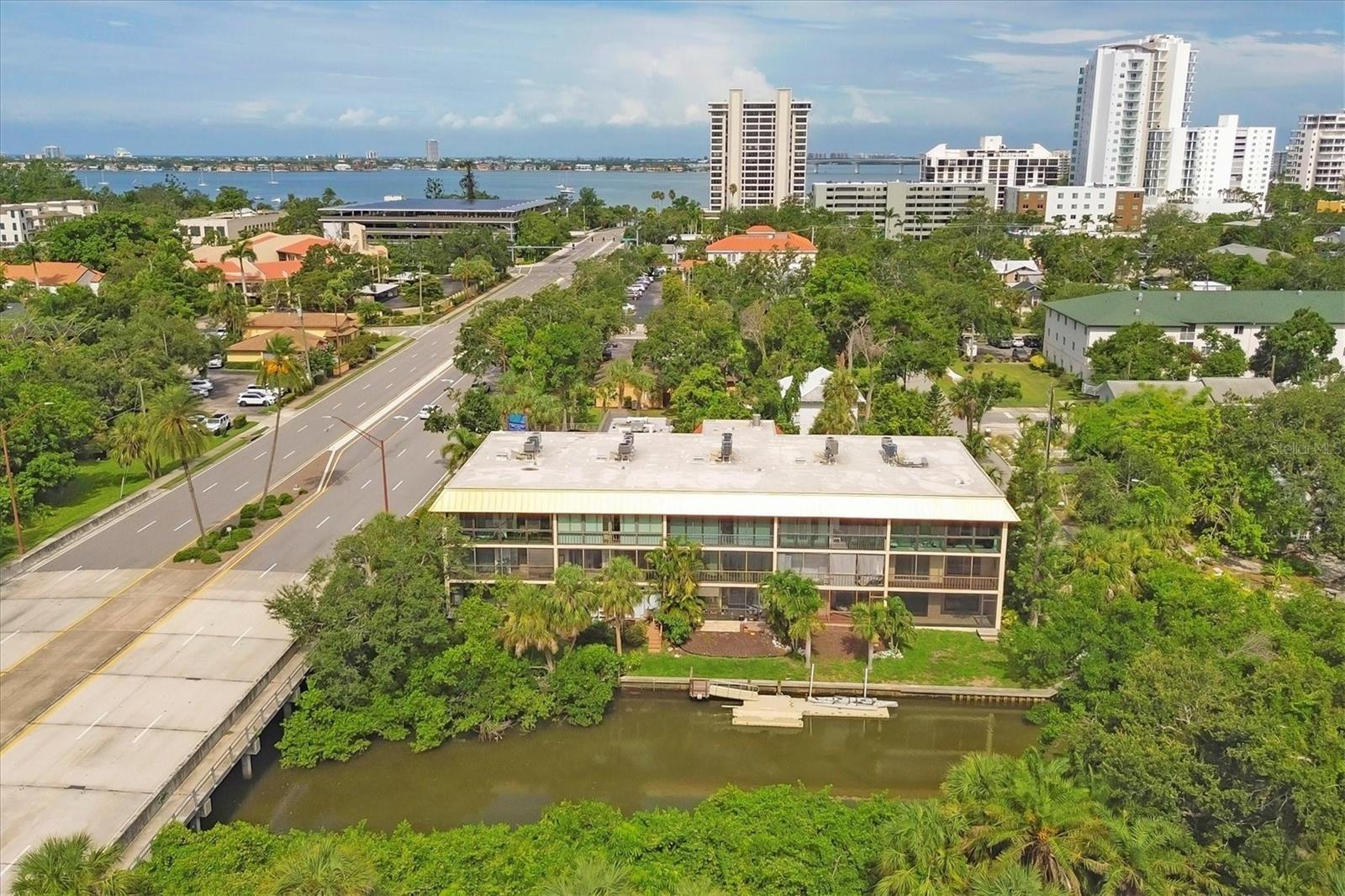 1650 PINE TREE LN #105, SARASOTA, FL, 34236