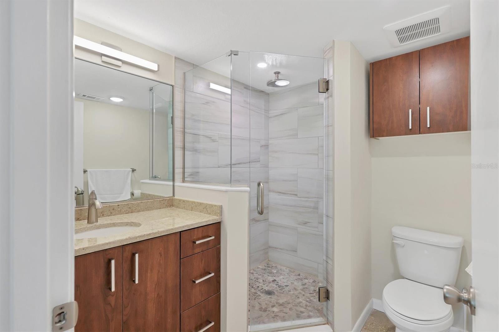 1650 PINE TREE LN #105, SARASOTA, FL, 34236