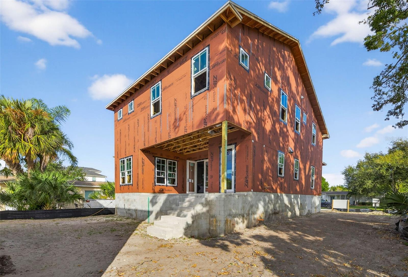 Homes for sale in St Petersburg, FL | 808 39Th Ave Ne, St Petersburg, FL 33703 | MLS# TB8401300