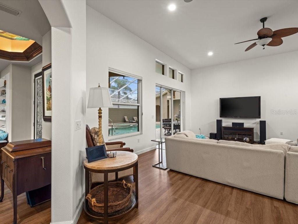 2518 DICK WILSON DR, SARASOTA, FL, 34240