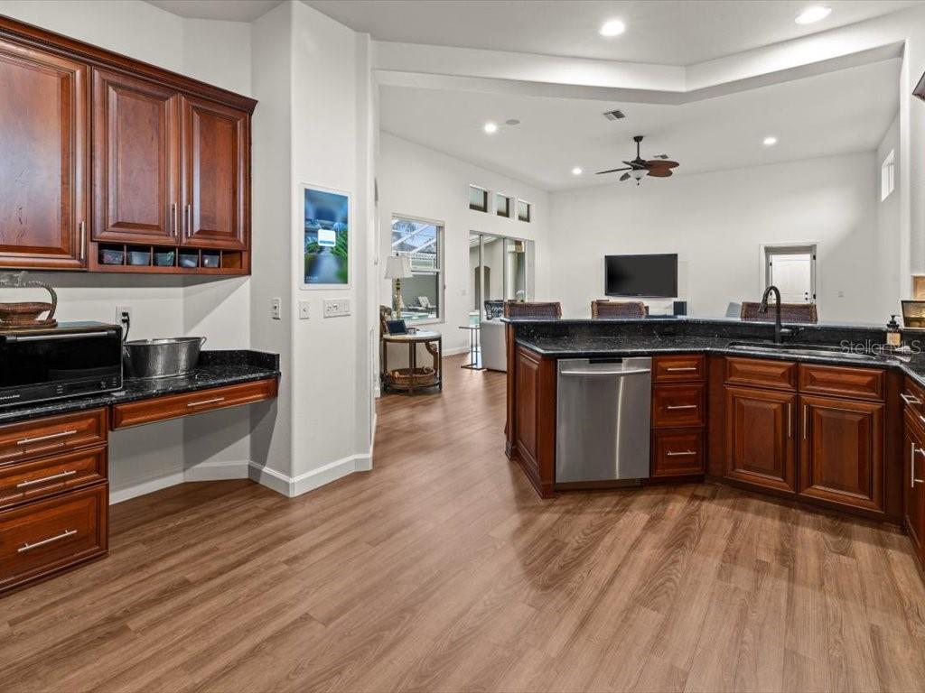 2518 DICK WILSON DR, SARASOTA, FL, 34240