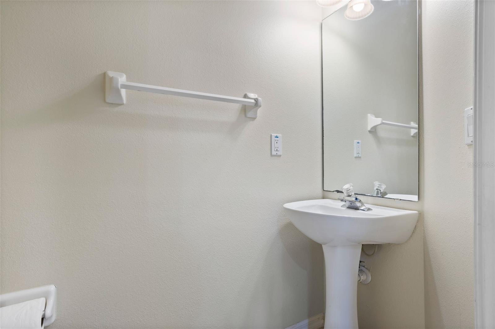 2256 KETTLE DR, ORLANDO, FL, 32835