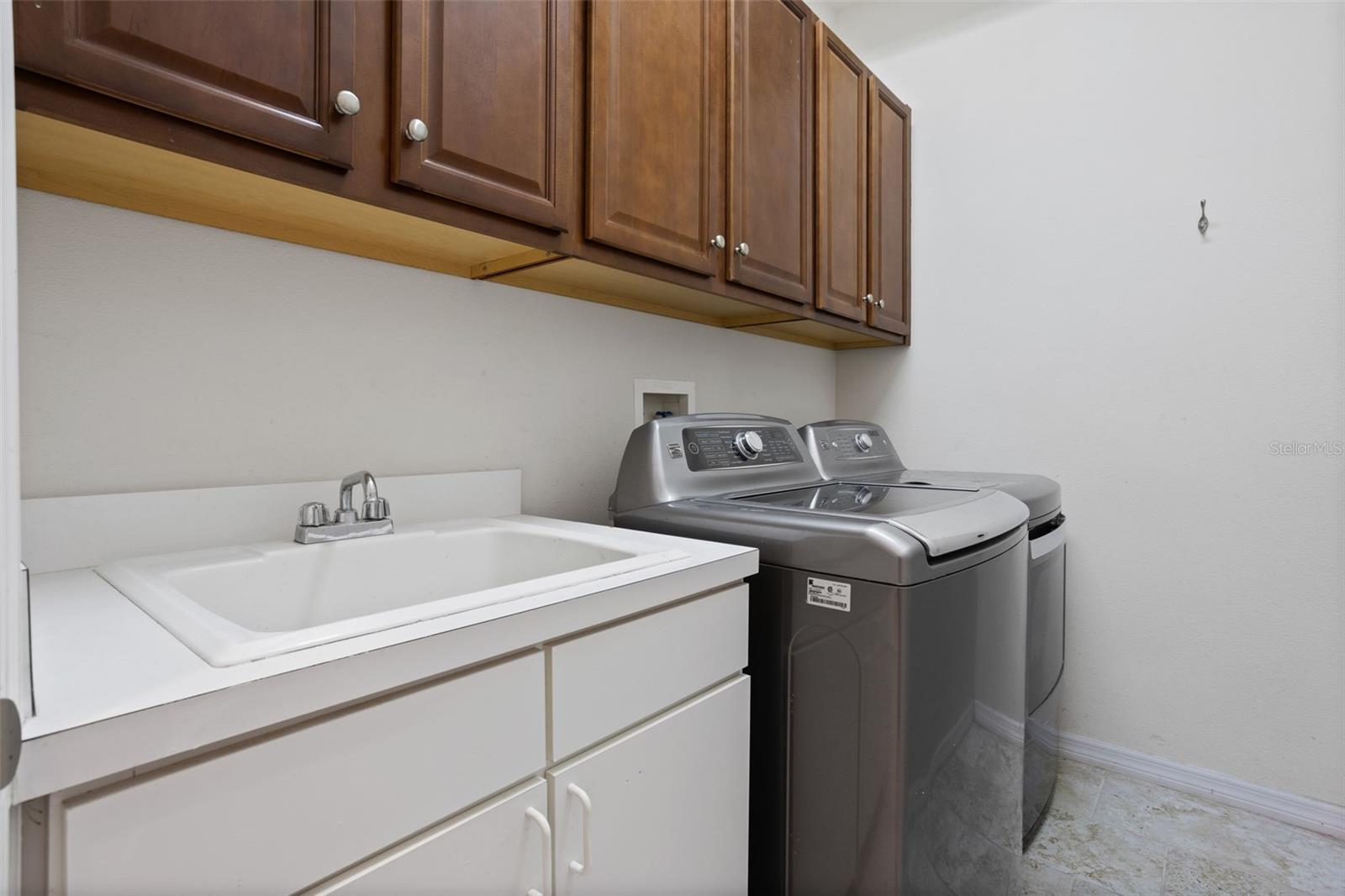 2256 KETTLE DR, ORLANDO, FL, 32835