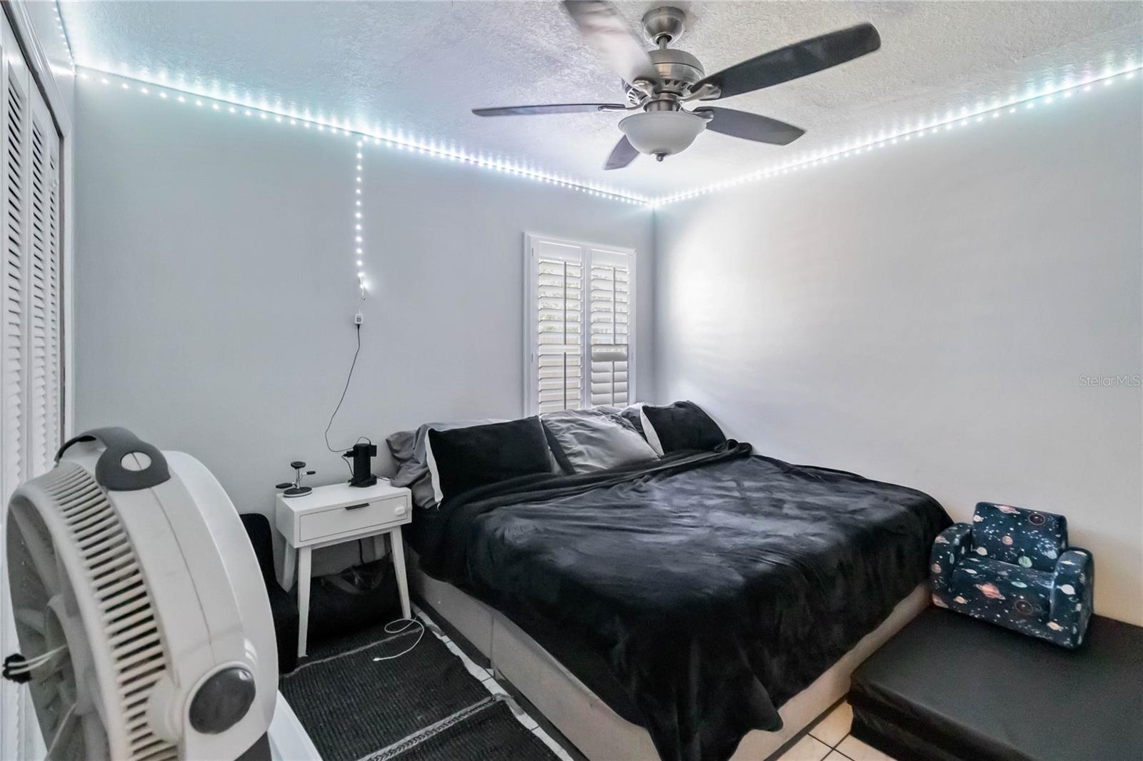 4021 EAGLE FEATHER DR, ORLANDO, FL, 32829