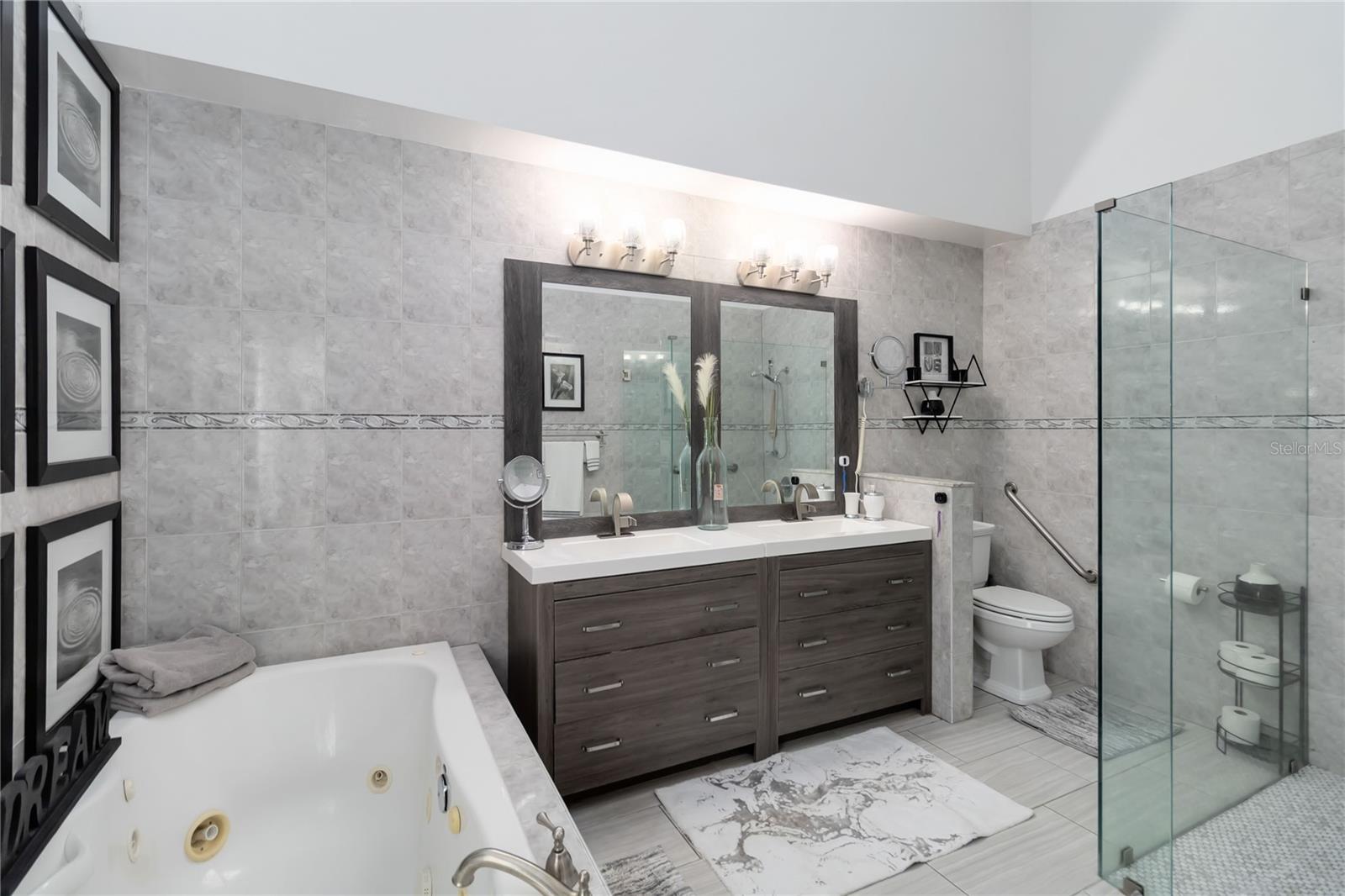 4021 EAGLE FEATHER DR, ORLANDO, FL, 32829