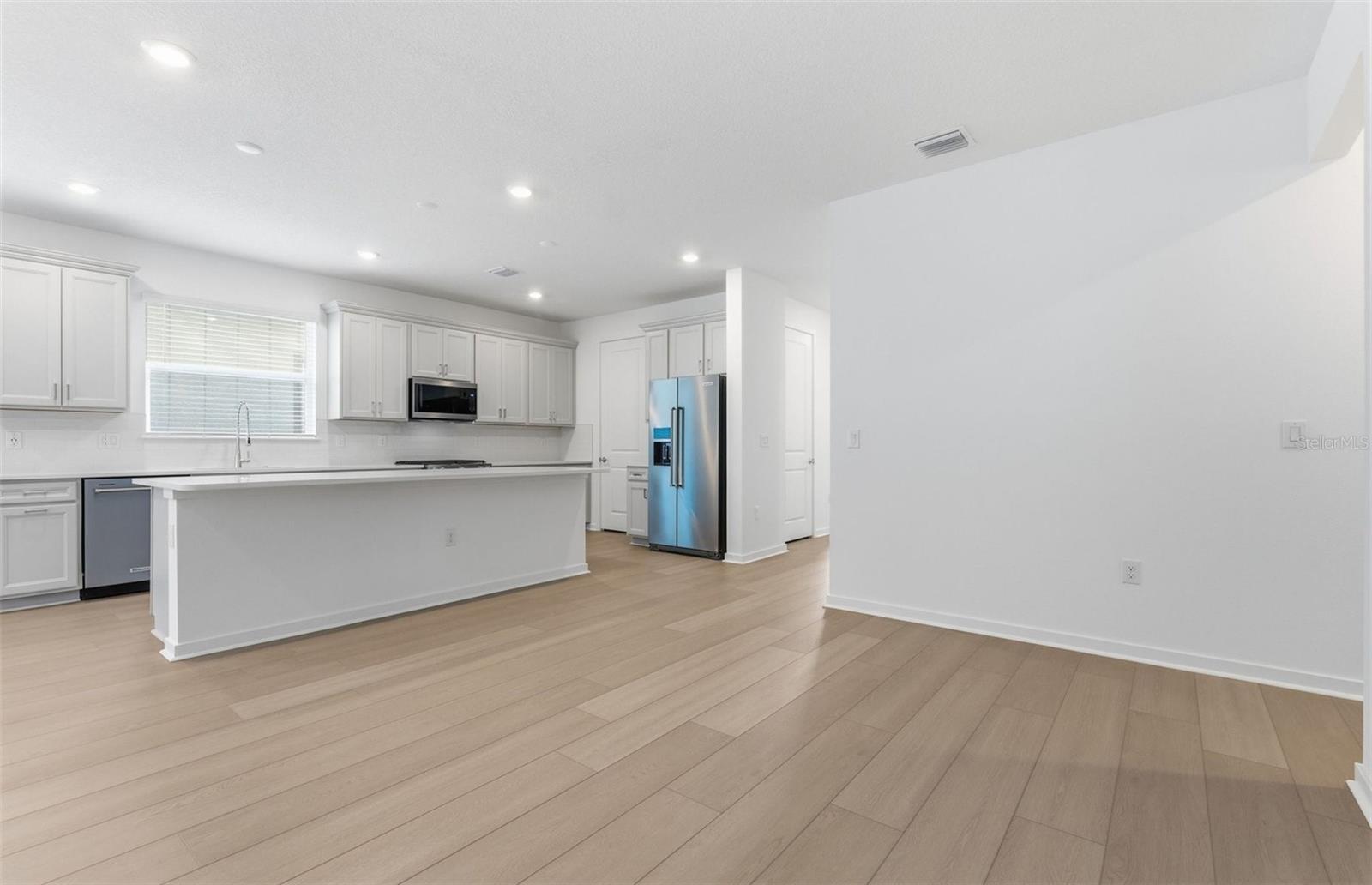 Open Kitchen to Cafe Area