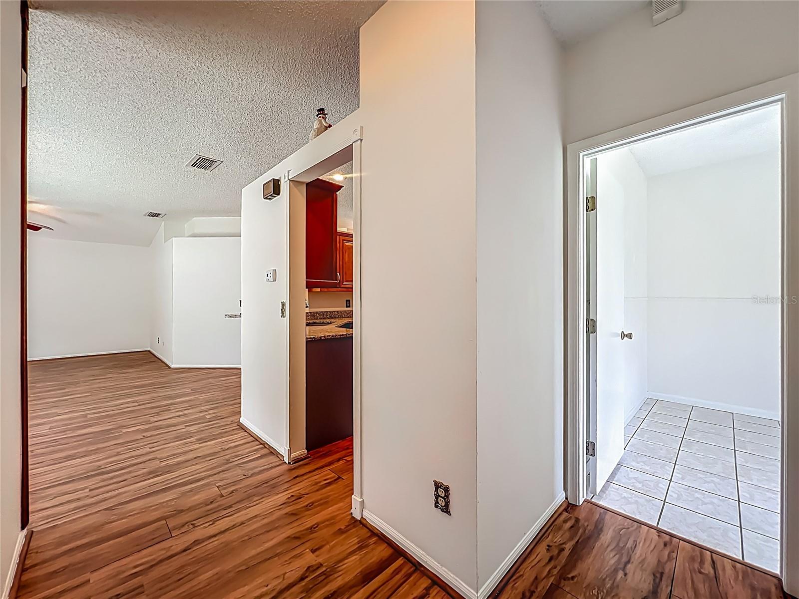 1131 TYLER LAKE CIR, ORLANDO, FL, 32839