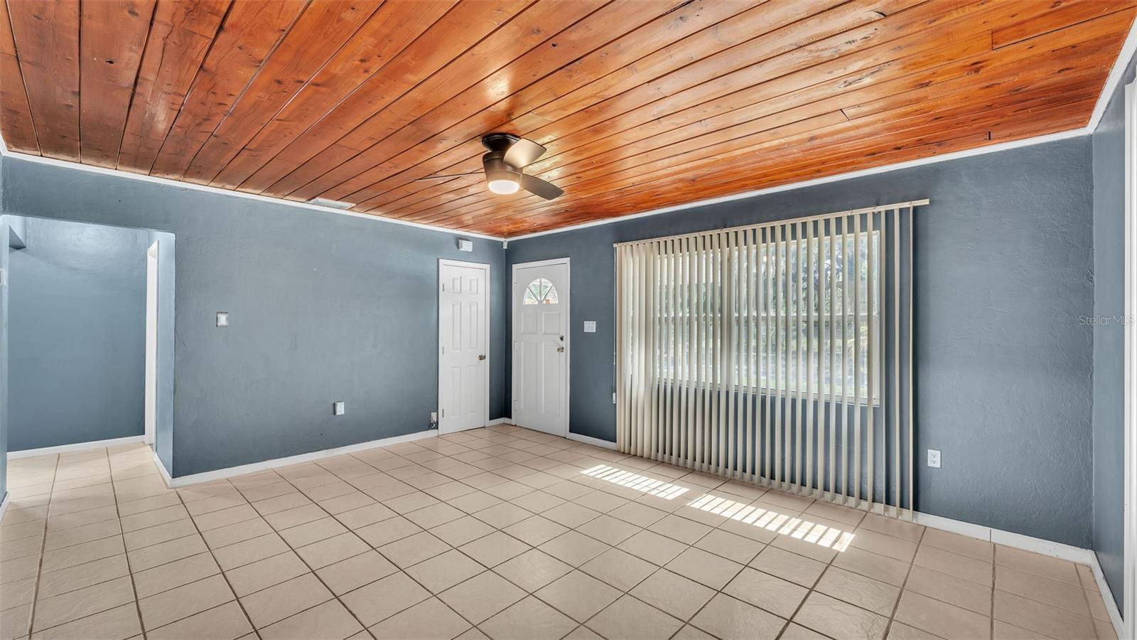 712 N GARY RD, LAKELAND, FL, 33801