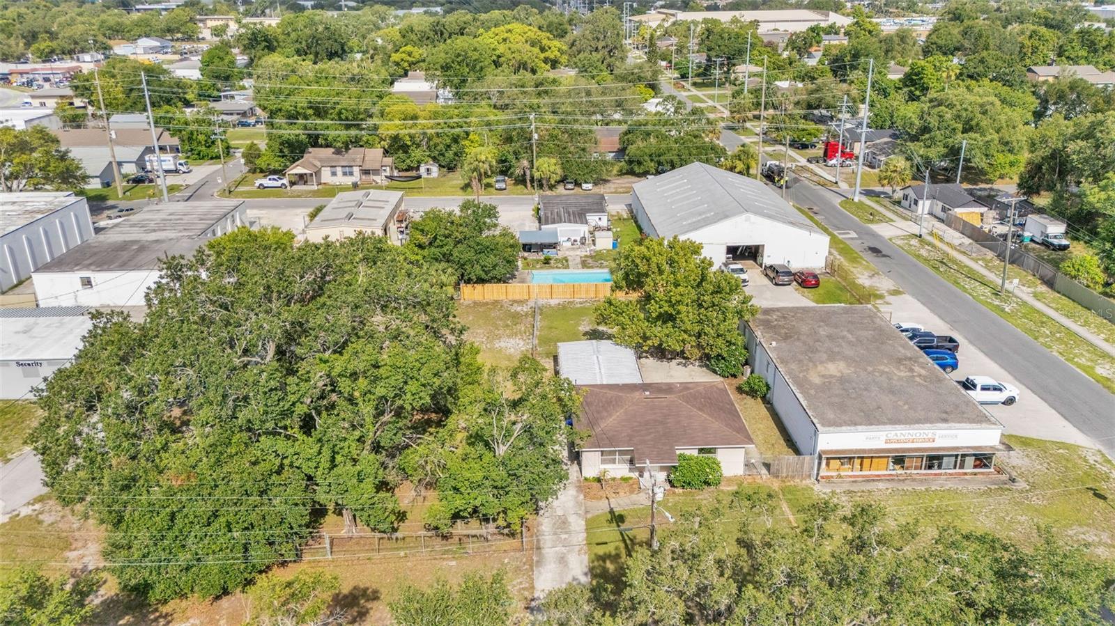 712 N GARY RD, LAKELAND, FL, 33801