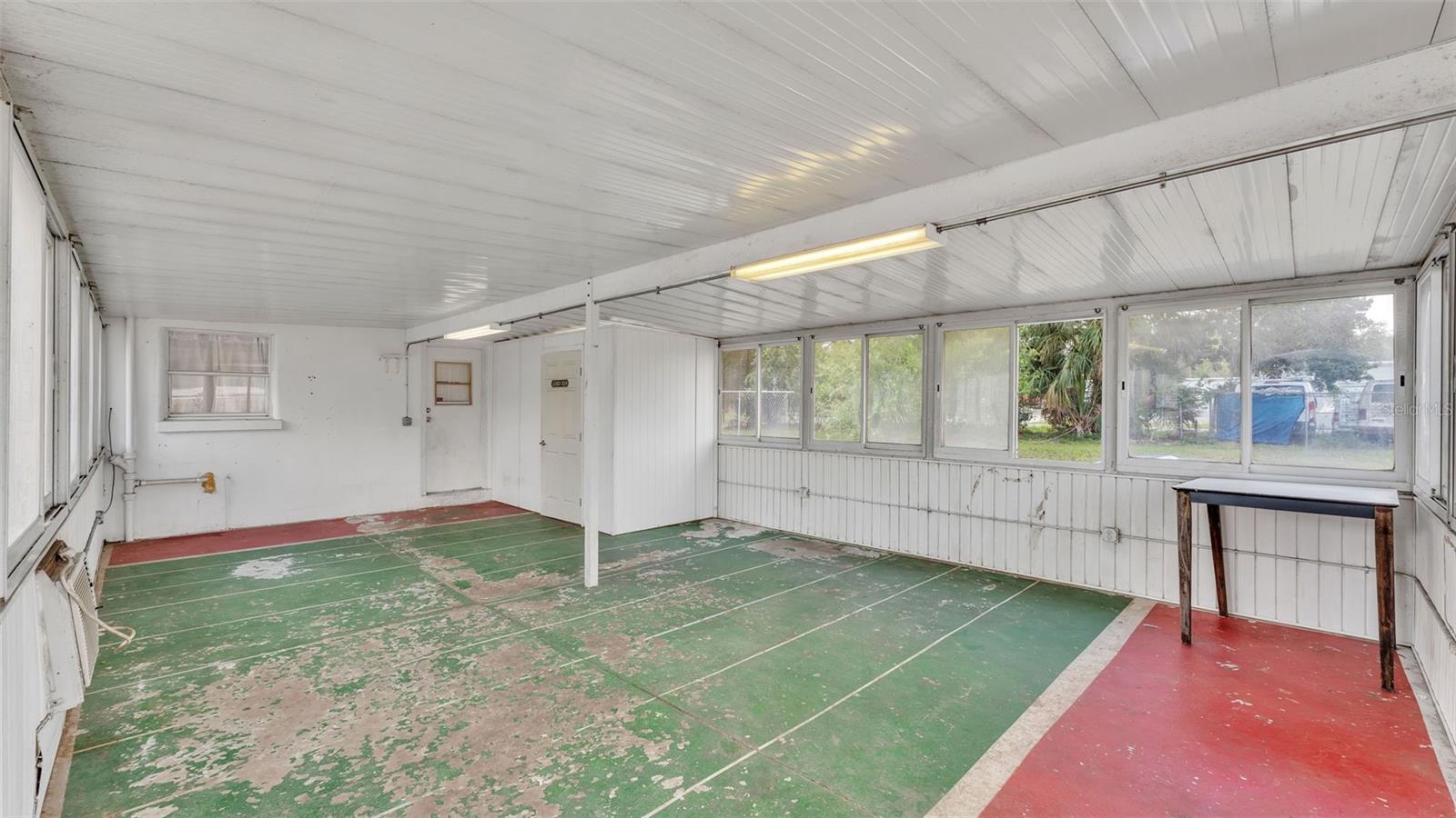 712 N GARY RD, LAKELAND, FL, 33801