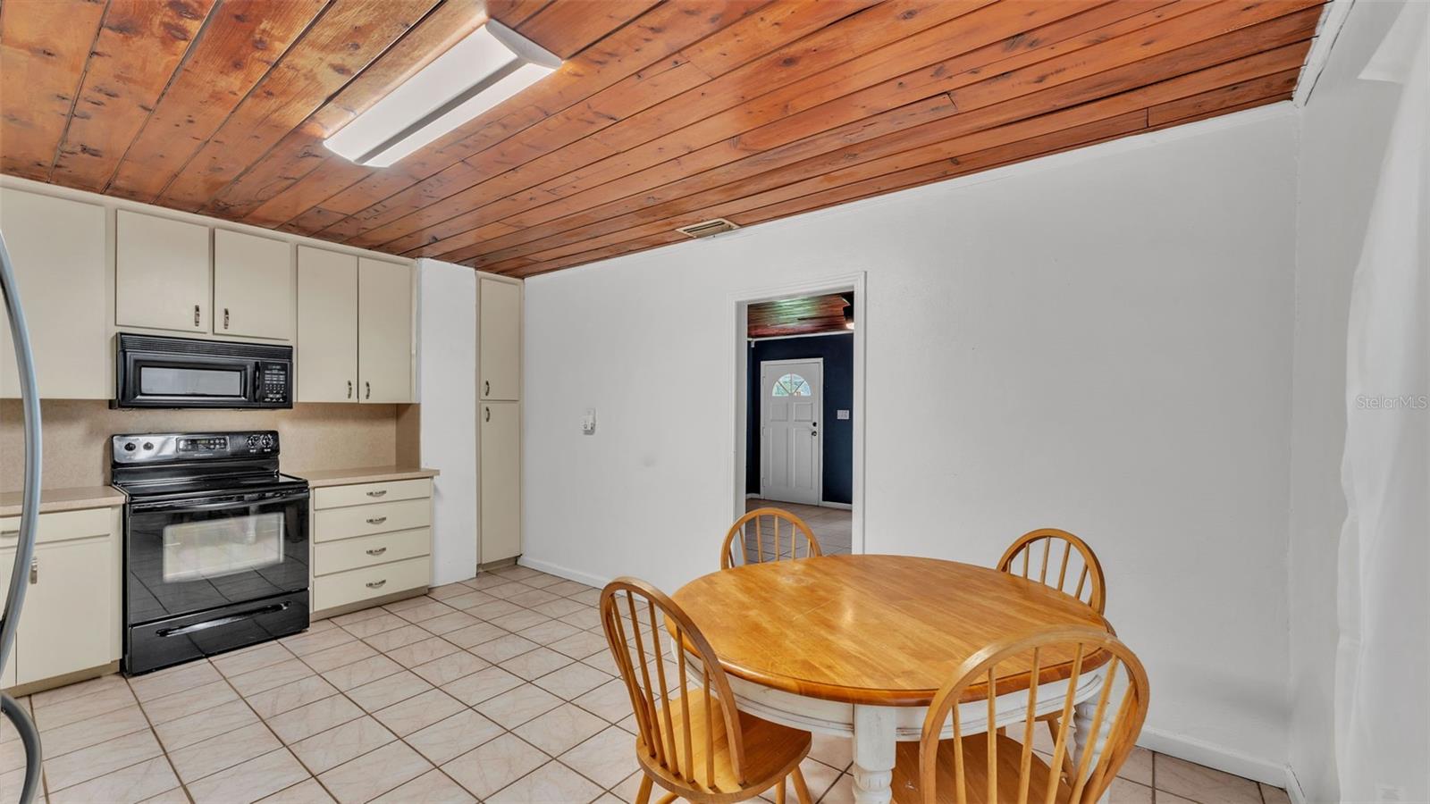 712 N GARY RD, LAKELAND, FL, 33801